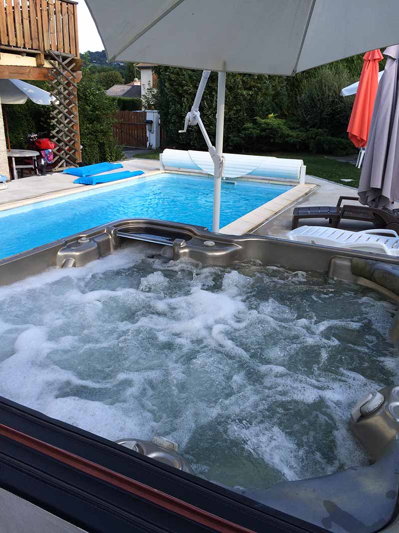 Jacuzzi piscine